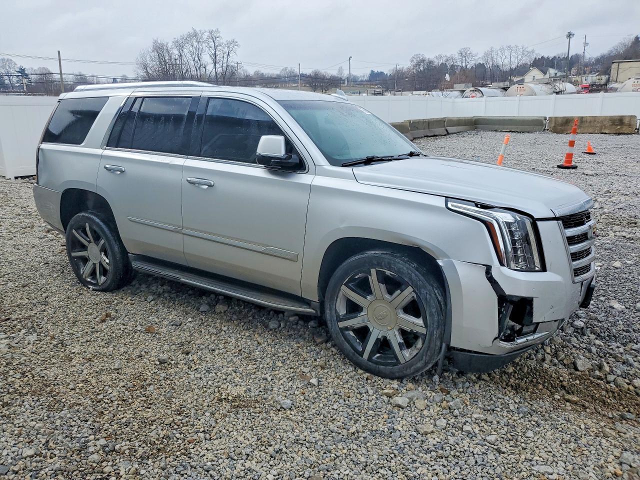 2015 Cadillac Escalade Luxury - Фото 4