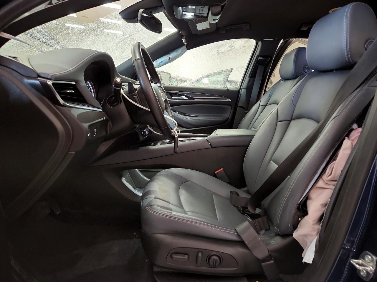 2022 Buick Enclave Essence - Image 7