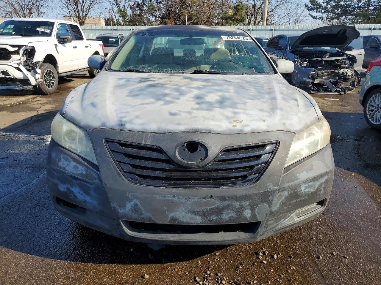 2009 Toyota Camry Le - Фото 5