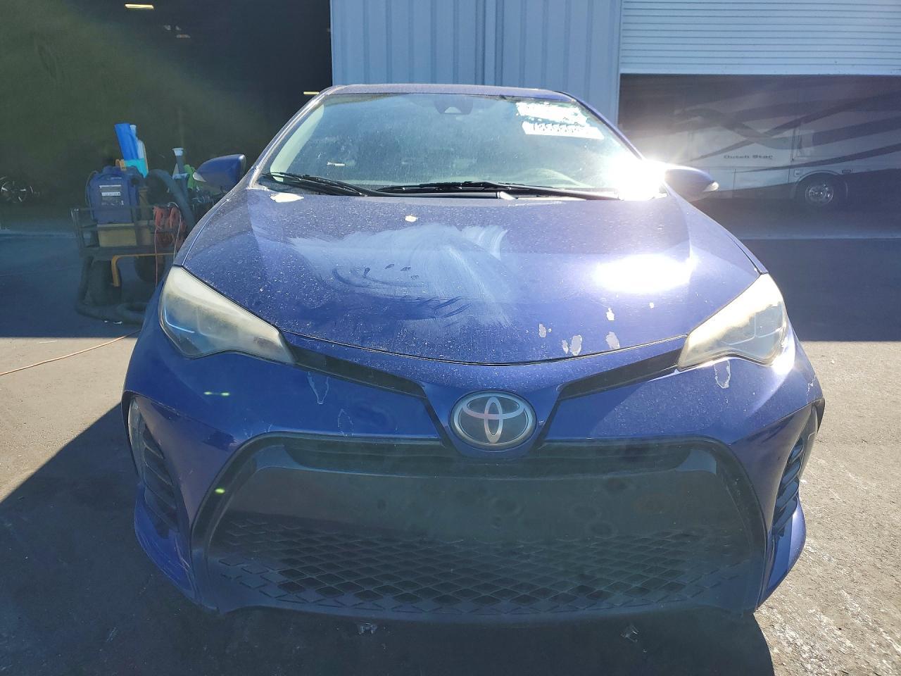 2017 Toyota Corolla Se - Image 5