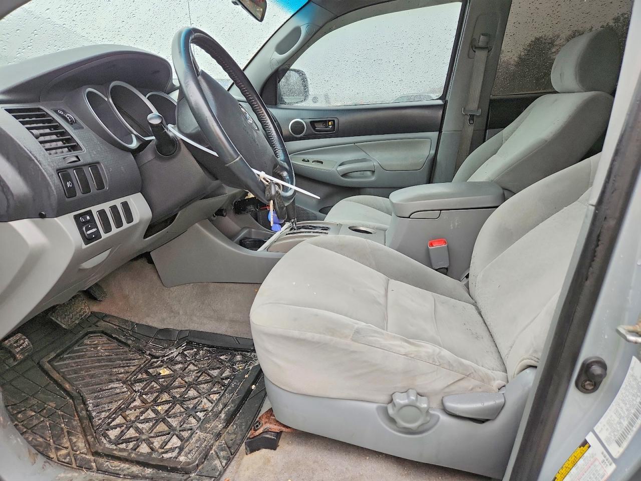 2006 Toyota Tacoma V6 - Image 7