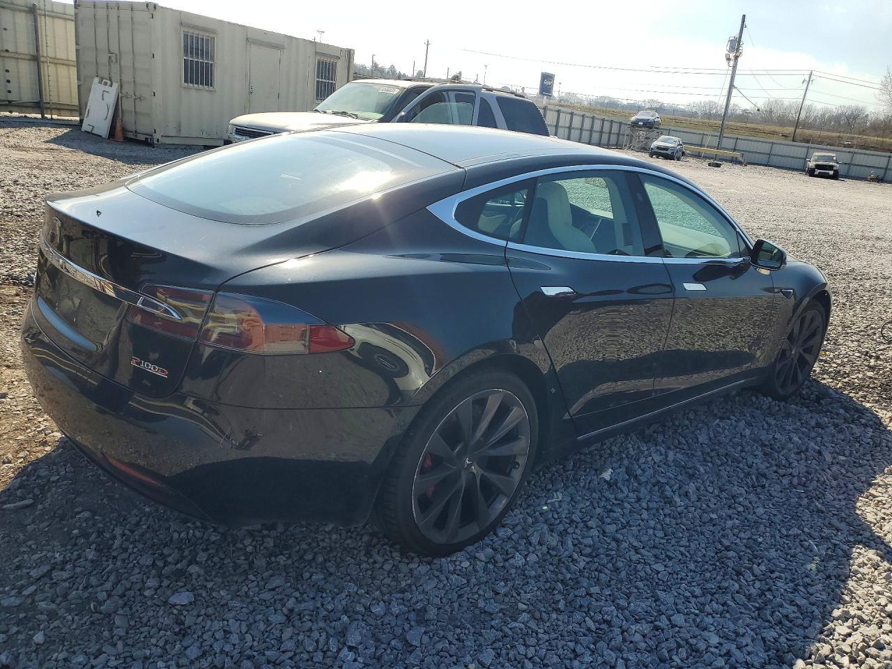 2018 Tesla Model S - Фото 3