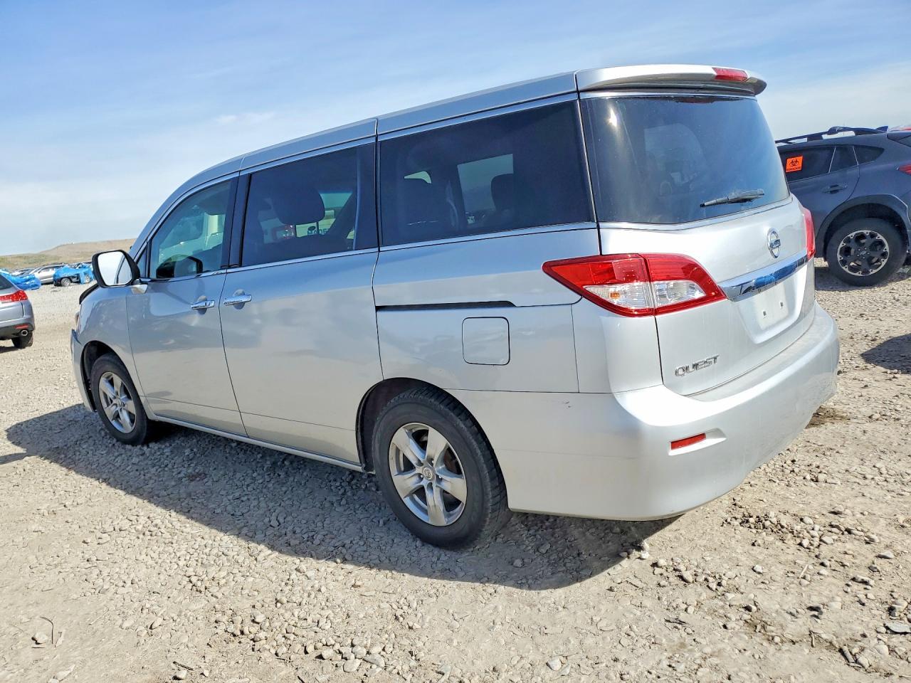 2013 Nissan Quest S - Image 2