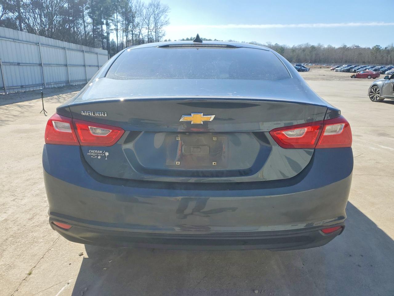 2020 Chevrolet Malibu Ls - Фото 6