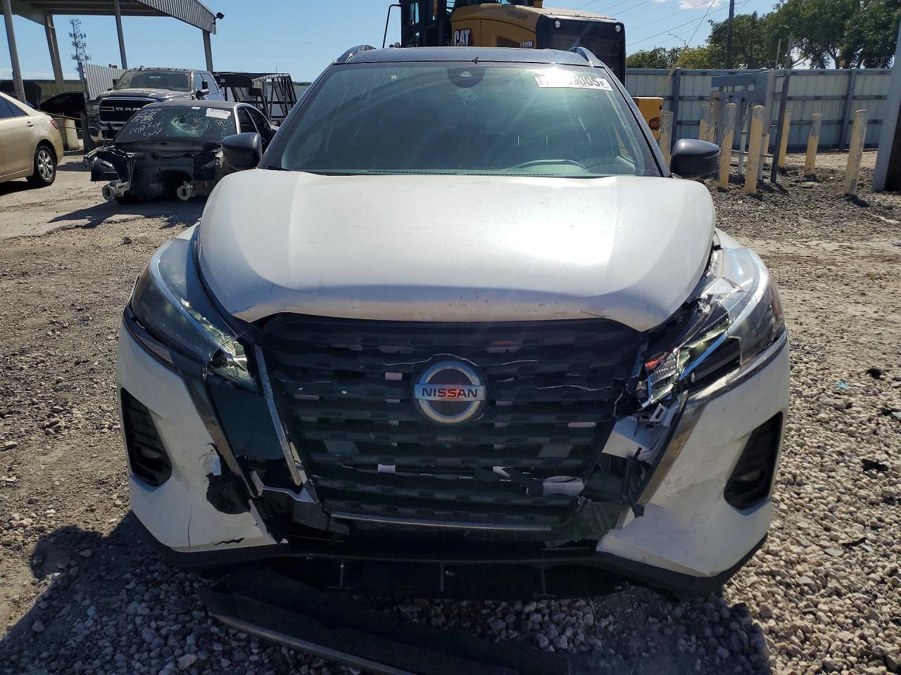 2021 Nissan Kicks Sr - Фото 5