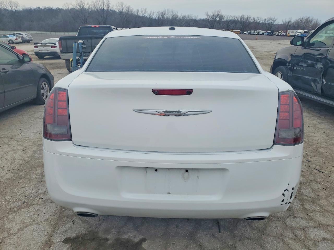 2014 Chrysler 300 S - Фото 6