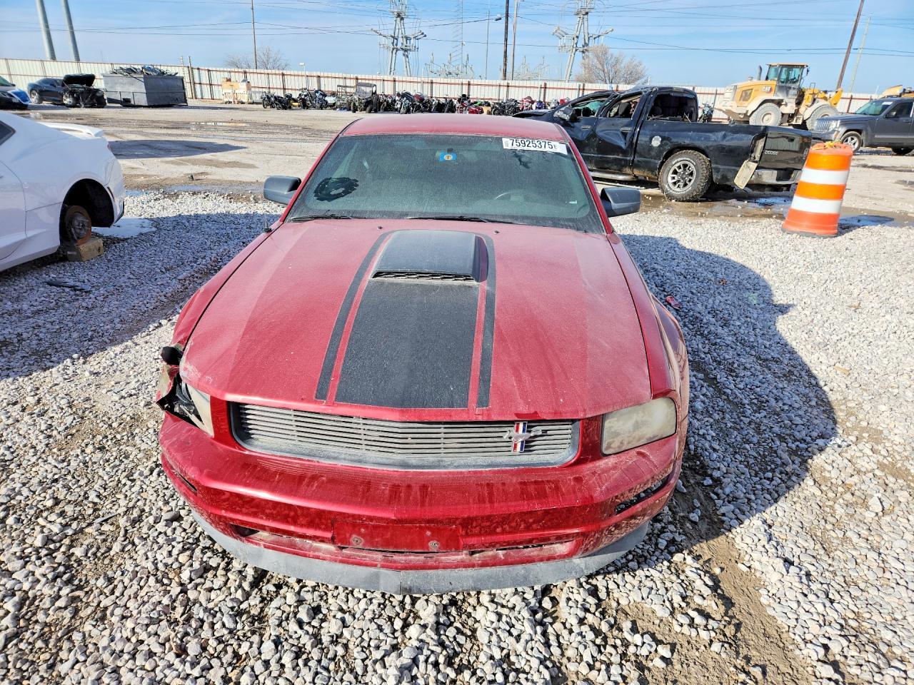 2008 Ford Mustang - Image 5