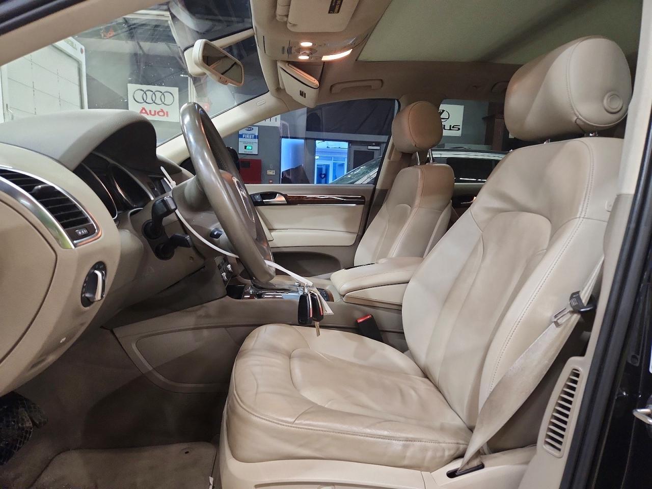 2011 Audi Q7 Premium Plus - Image 7