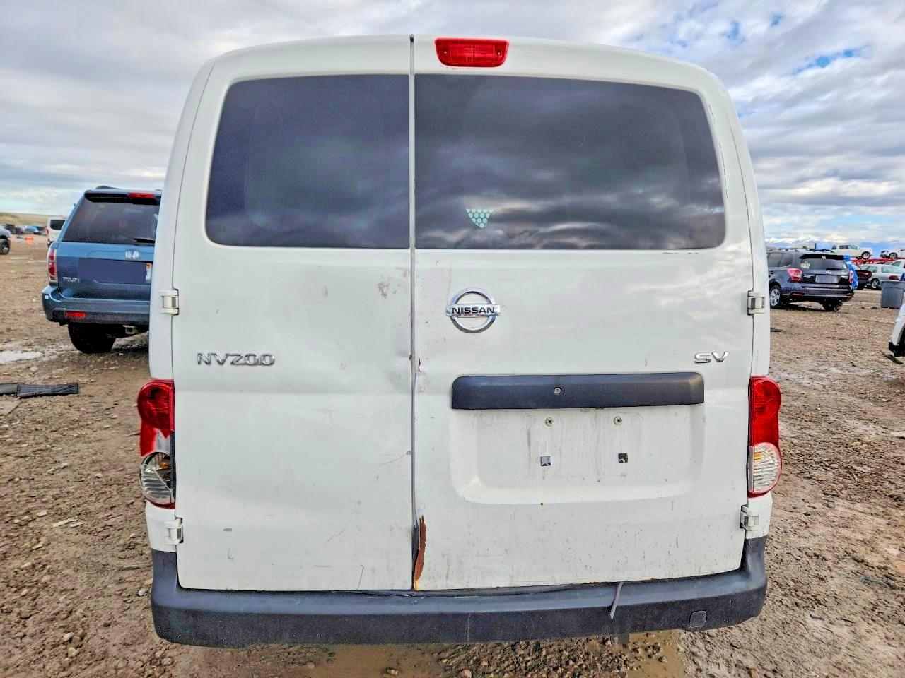 2015 Nissan Nv200 2.5S - Фото 6