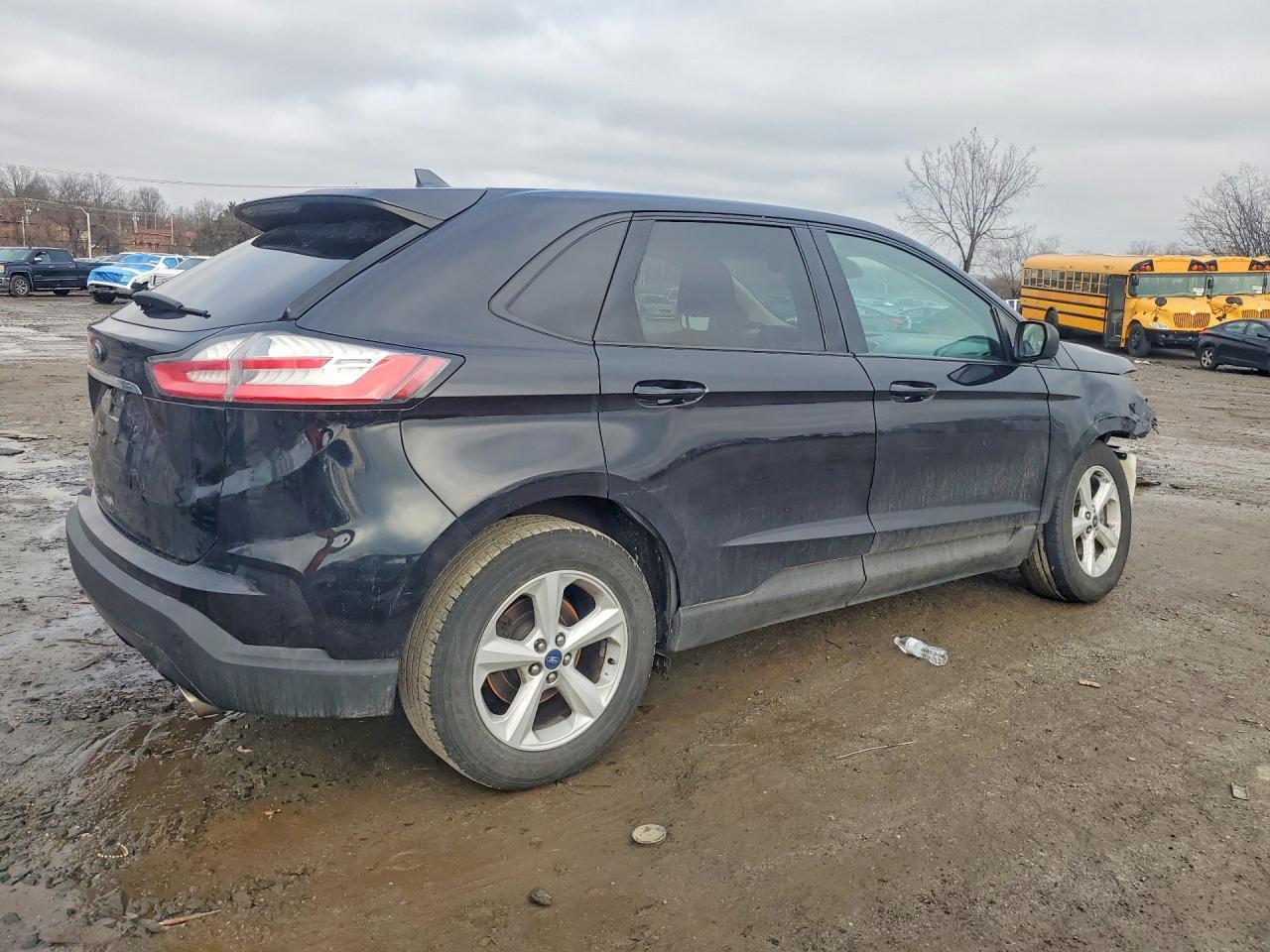 2020 Ford Edge Se - Фото 3
