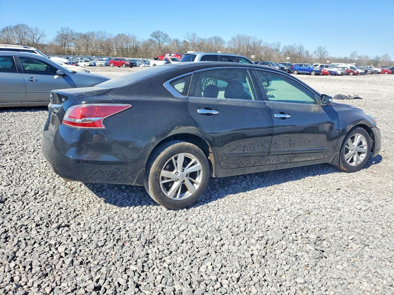 2015 Nissan Altima 2.5 - Image 3