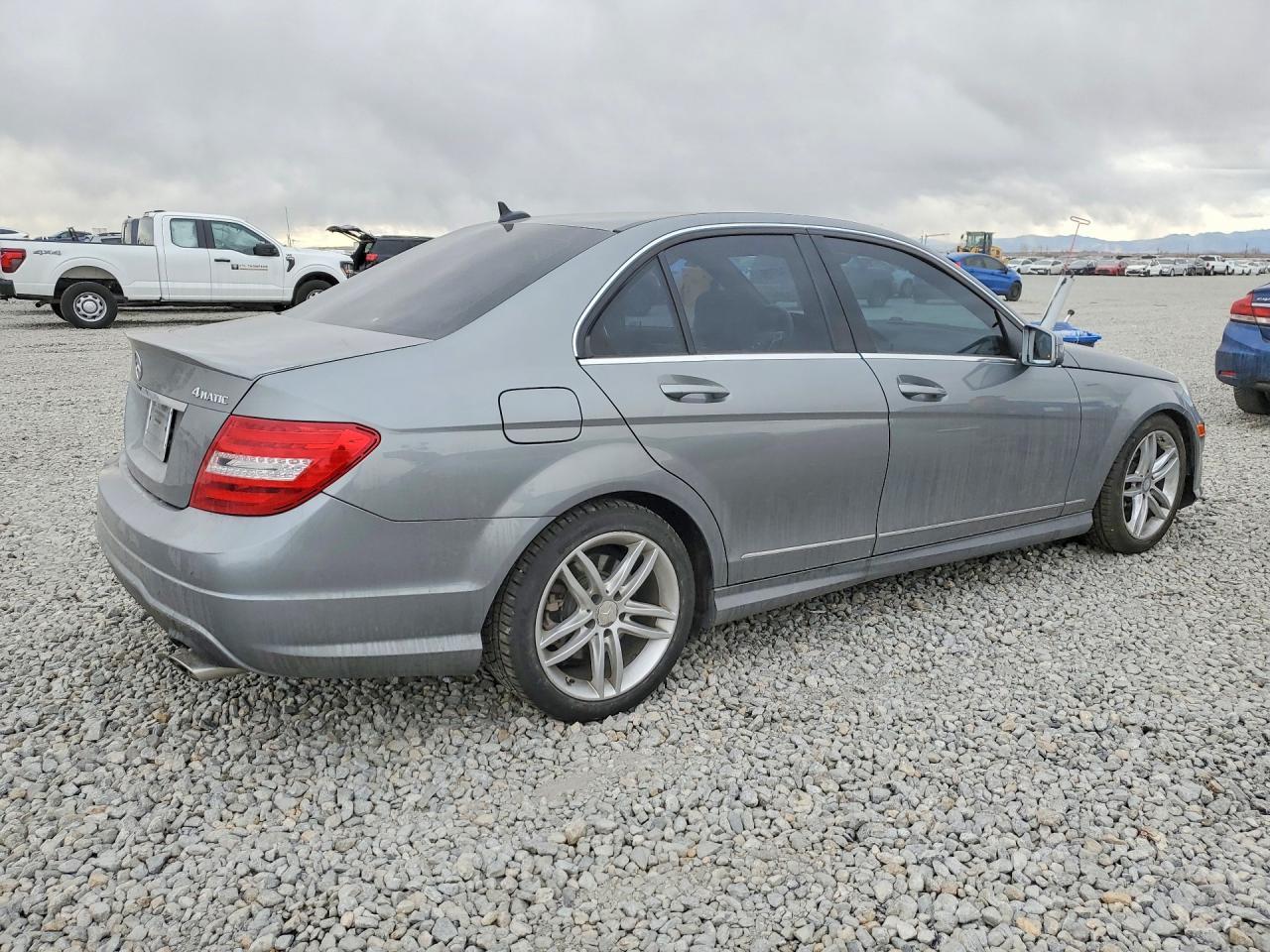 2013 Mercedes-Benz C 300 4Matic - Image 3