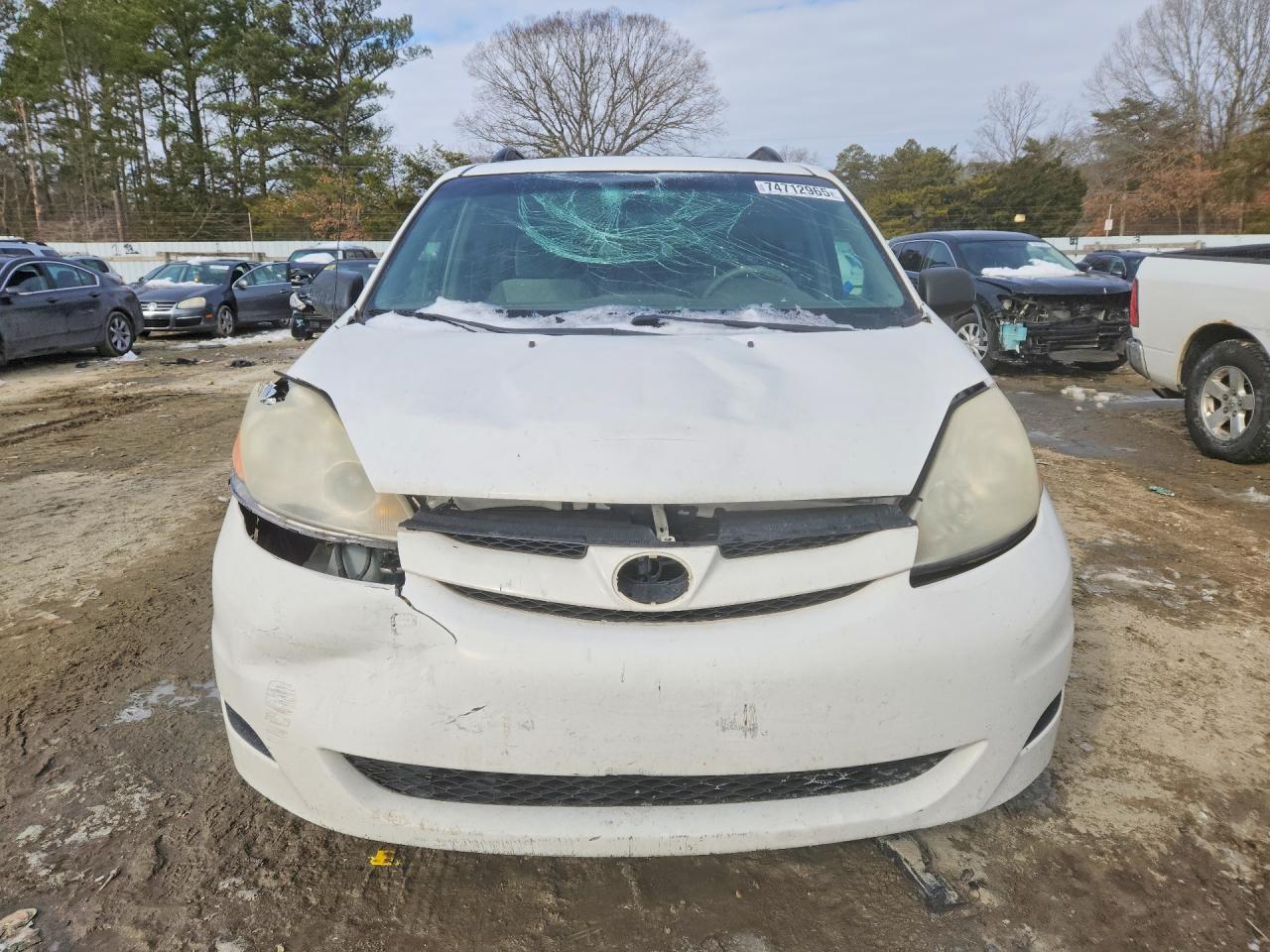 2008 Toyota Sienna Ce - Image 5