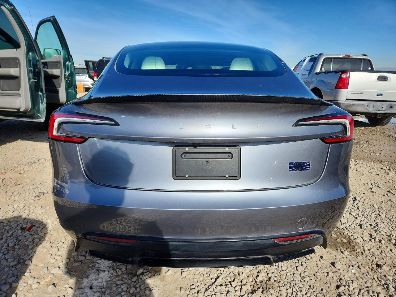 2024 Tesla Model 3 - Фото 6