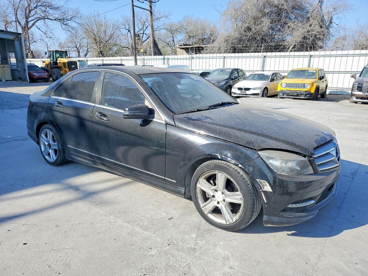 2011 Mercedes-Benz C 300 - Image 4