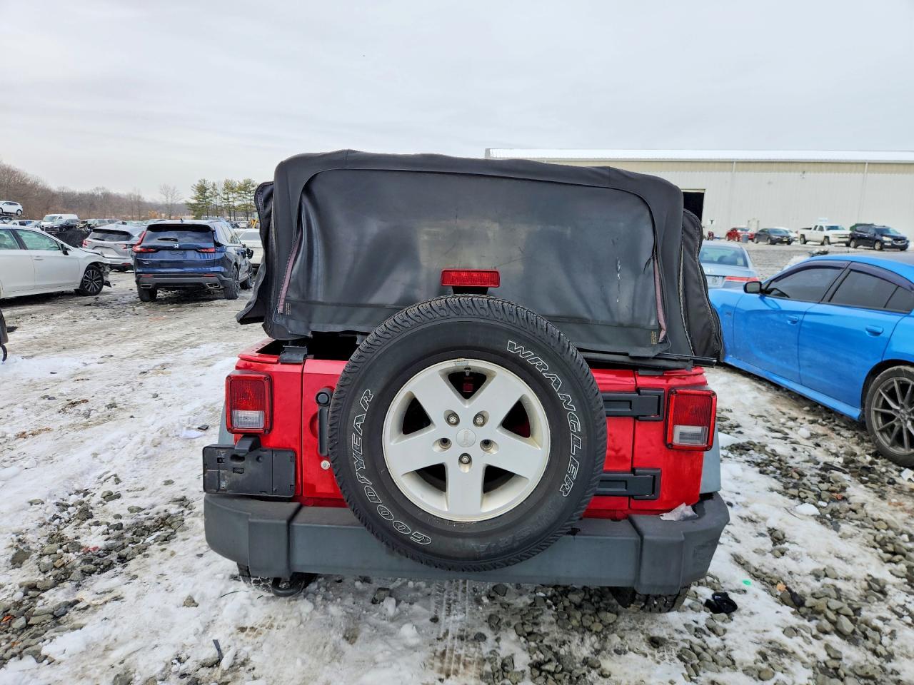 2011 Jeep Wrangler - Фото 6