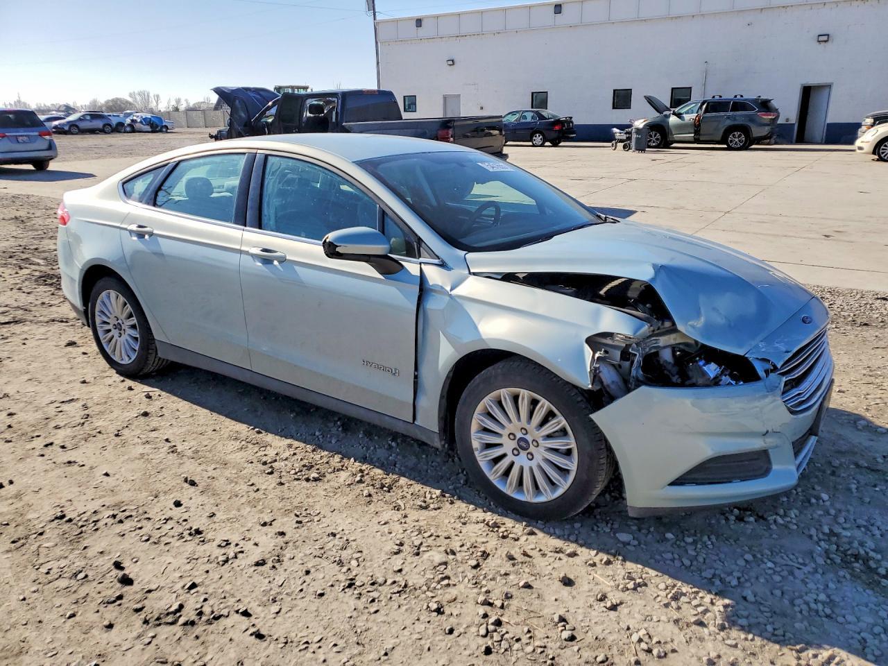 2014 Ford Fusion S Hybrid - Image 4
