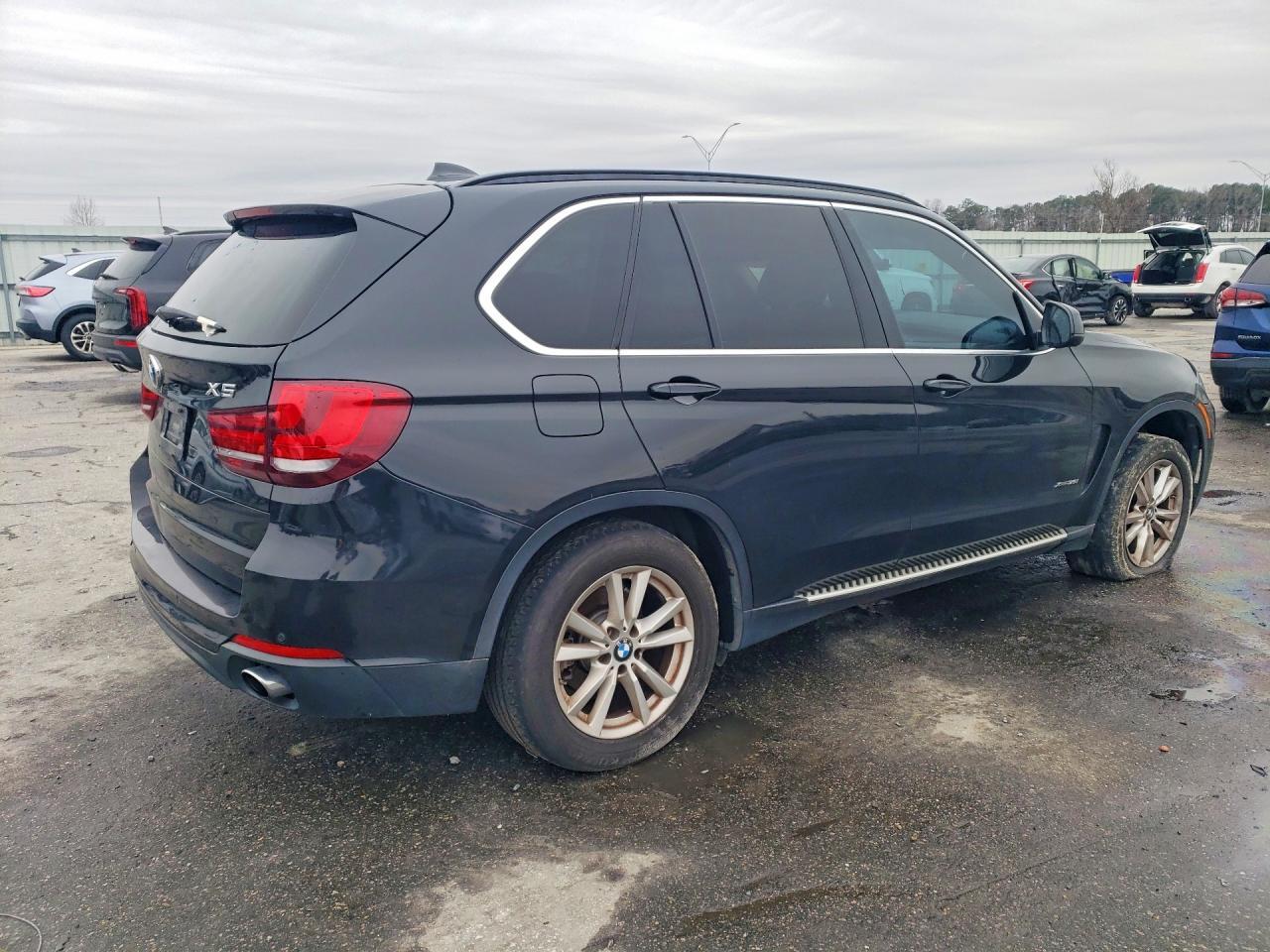 2015 BMW X5 xDrive35I - Фото 3