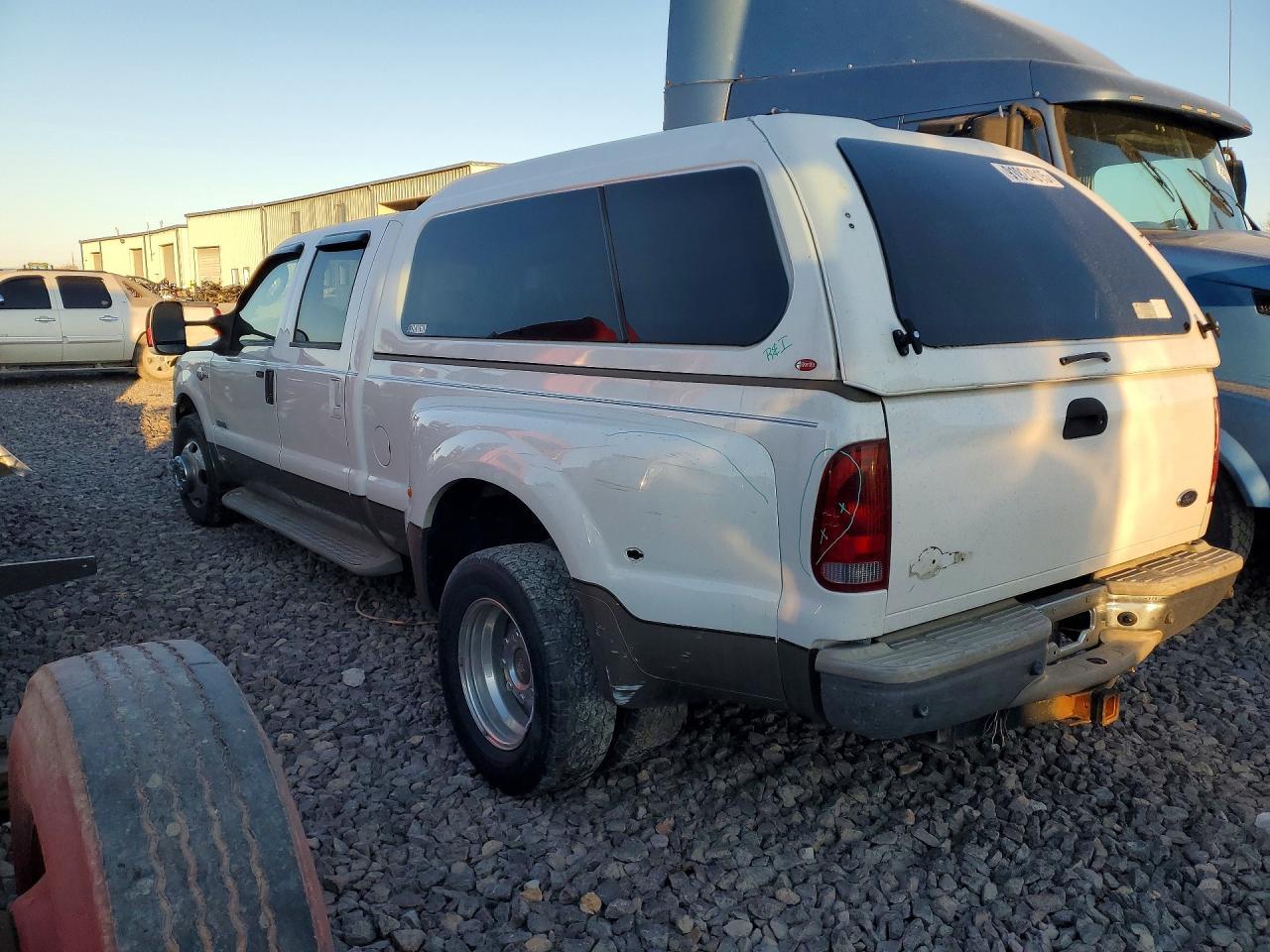 2005 Ford F350 Super Duty - Фото 2