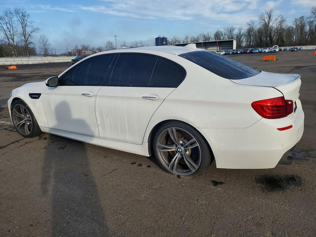 2014 BMW M5 - Фото 2