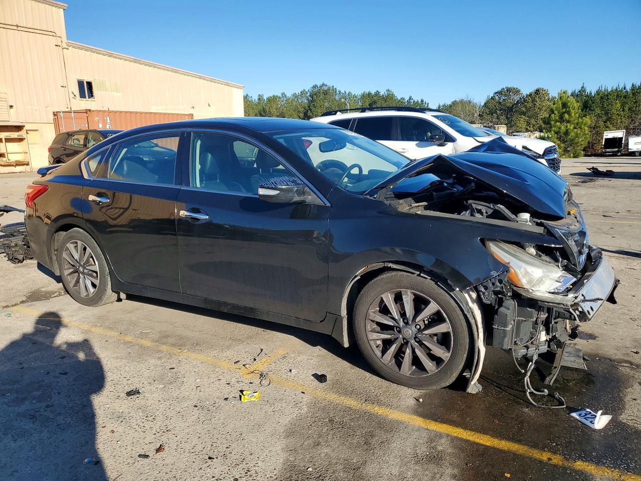 2017 Nissan Altima - Фото 4