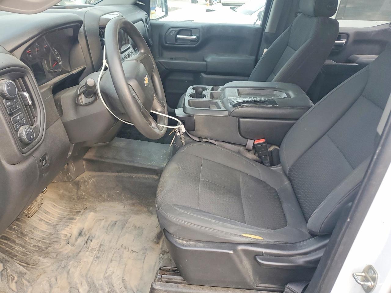 2020 Chevrolet Silverado K1500 - Фото 7