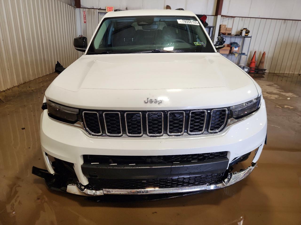2022 Jeep Grand Cherokee L Limited - Image 5