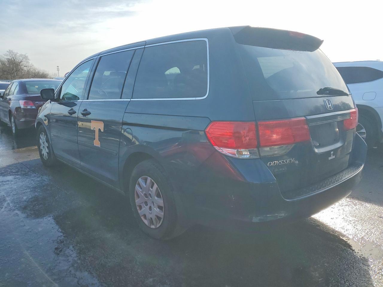 2010 Honda Odyssey Lx - Фото 2