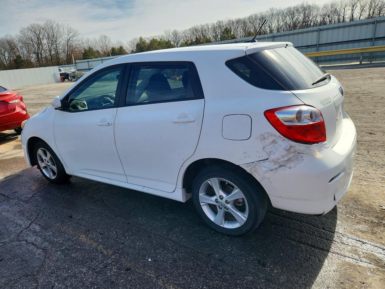 2012 Toyota Matrix L - Фото 2