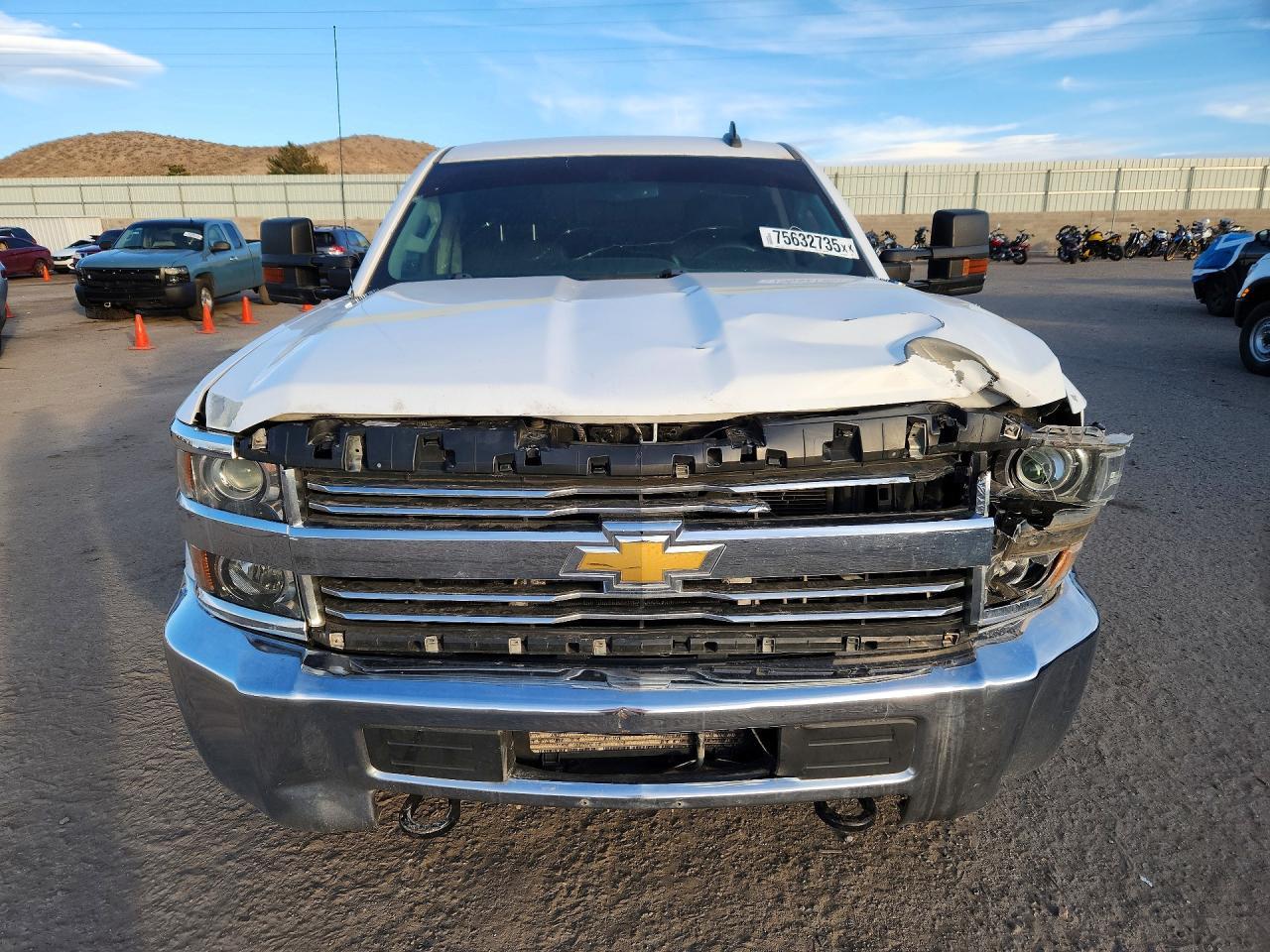 2015 Chevrolet Silverado K2500 Heavy Duty - Фото 5