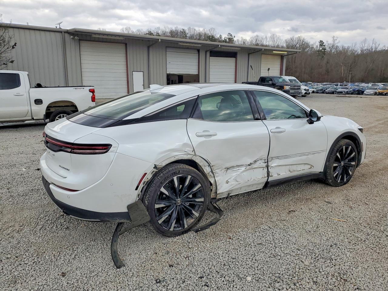 2024 Toyota Crown Platinum - Фото 3