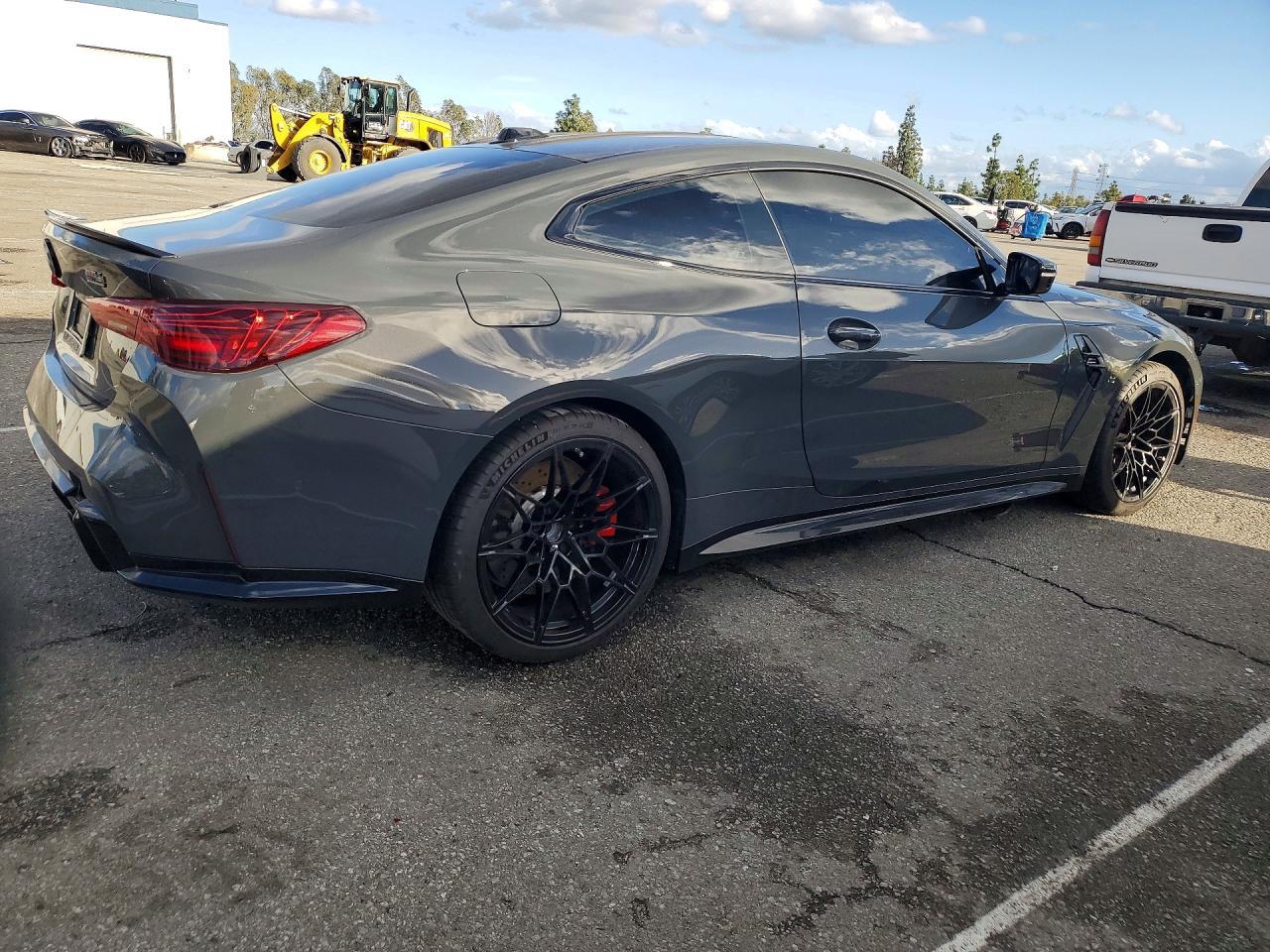 2026 BMW M4 Competition - Фото 3