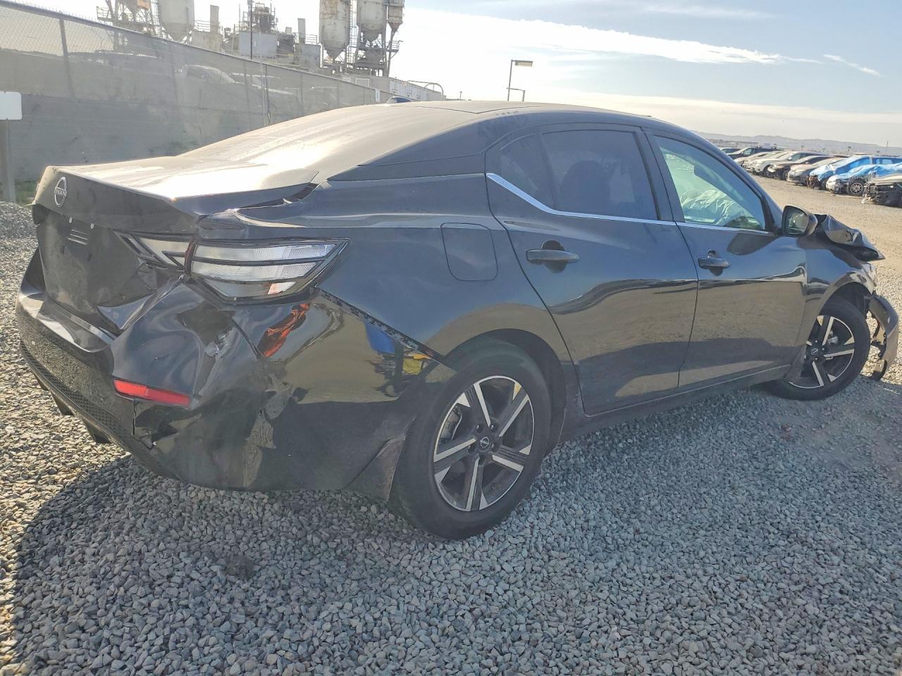 2025 Nissan Sentra Sv - Image 3