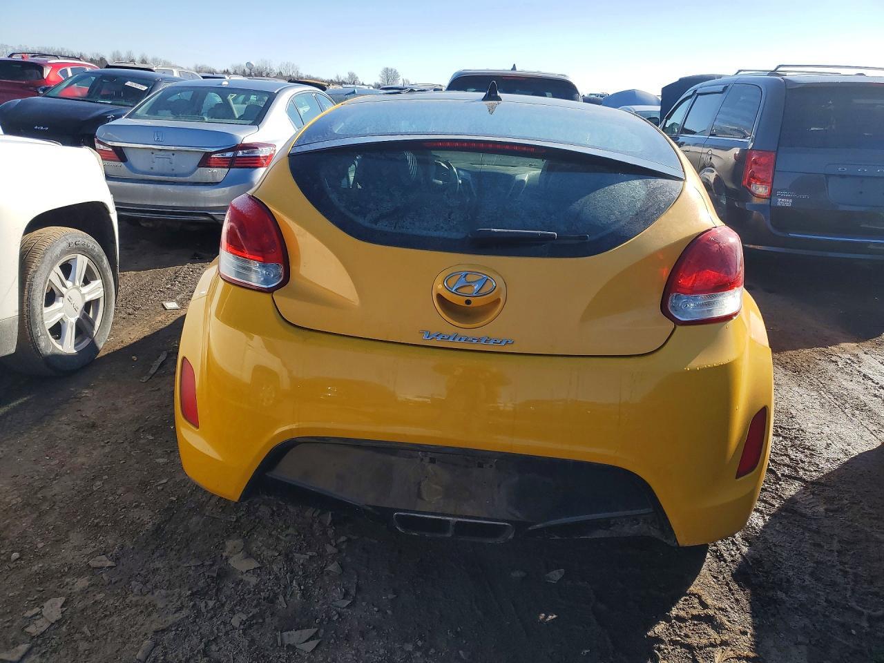 2014 Hyundai Veloster - Фото 6