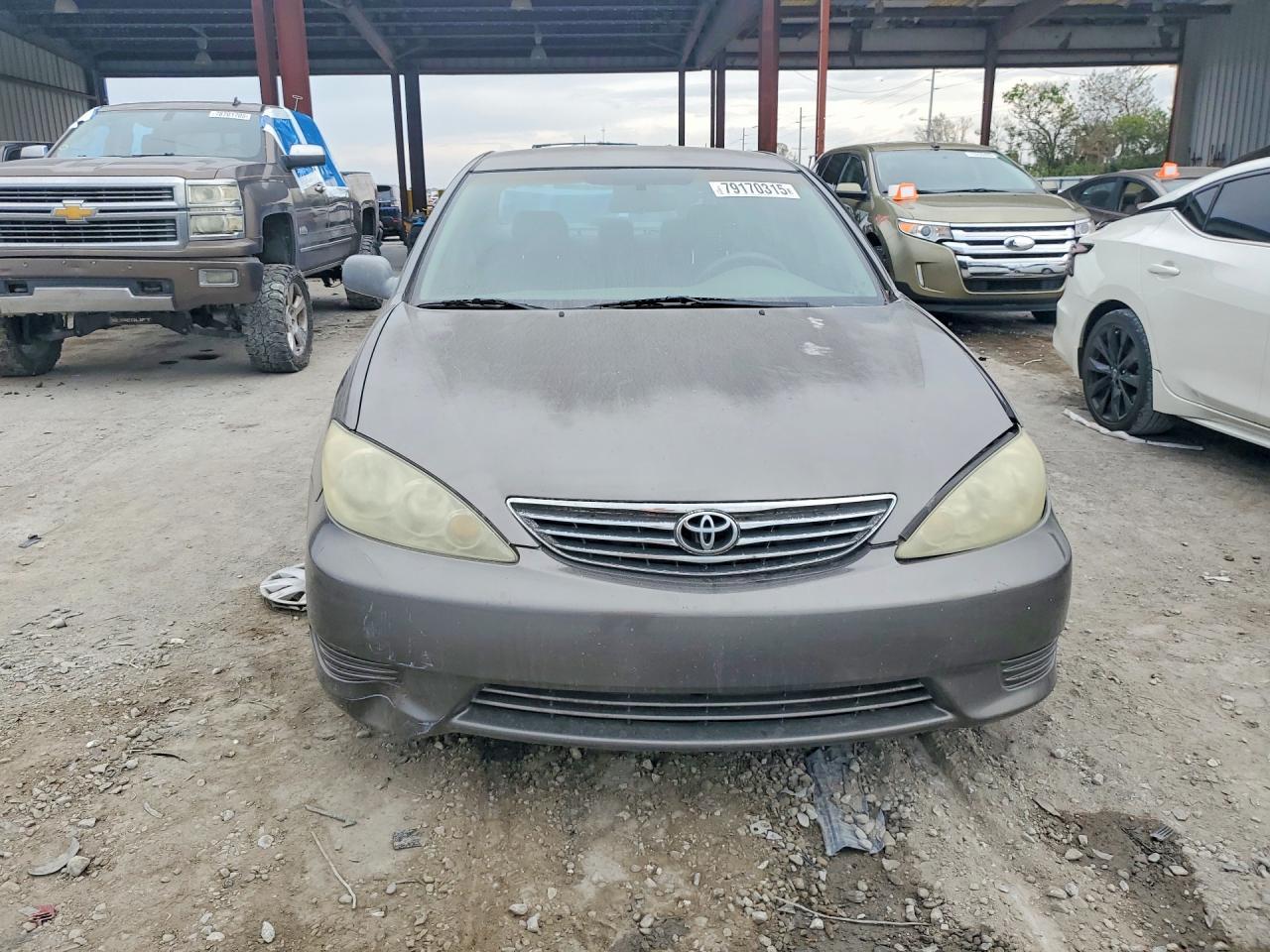2005 Toyota Camry Le - Фото 5