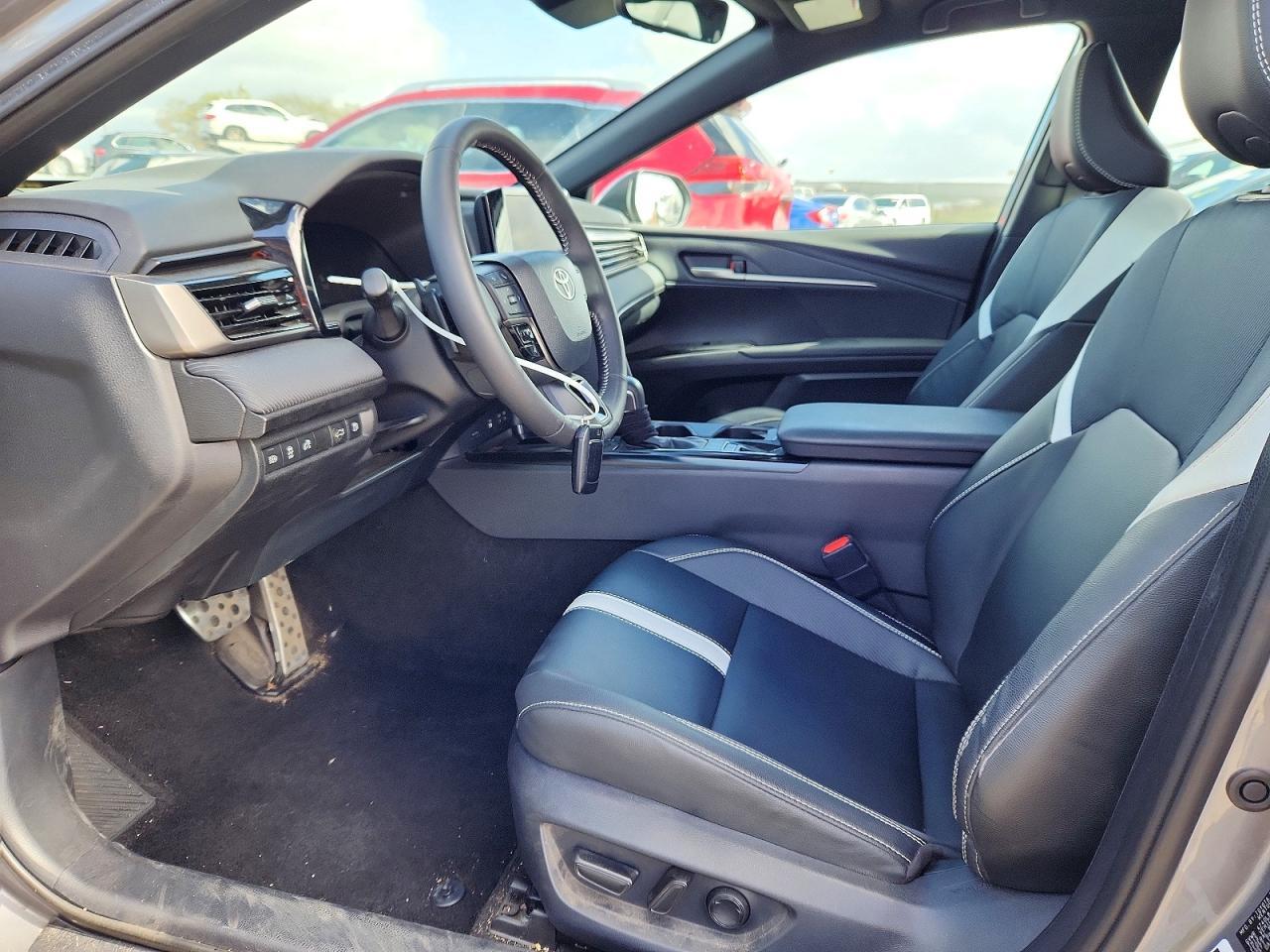 2025 Toyota Camry Xse - Фото 7