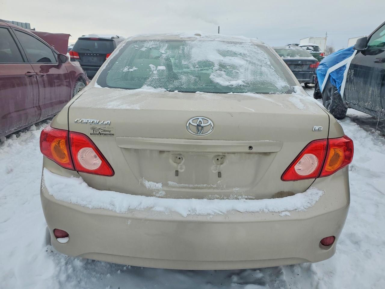 2010 Toyota Corolla Base - Фото 6