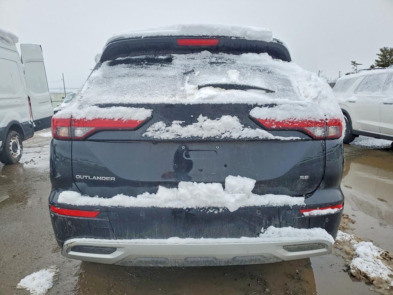 2022 Mitsubishi Outlander Se - Фото 6