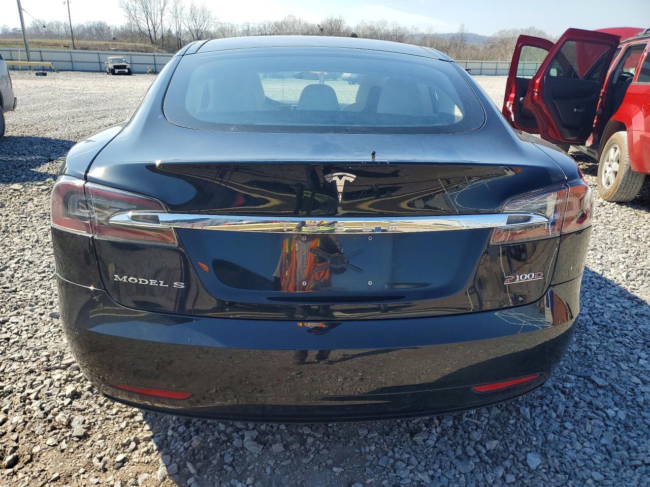 2018 Tesla Model S - Фото 6