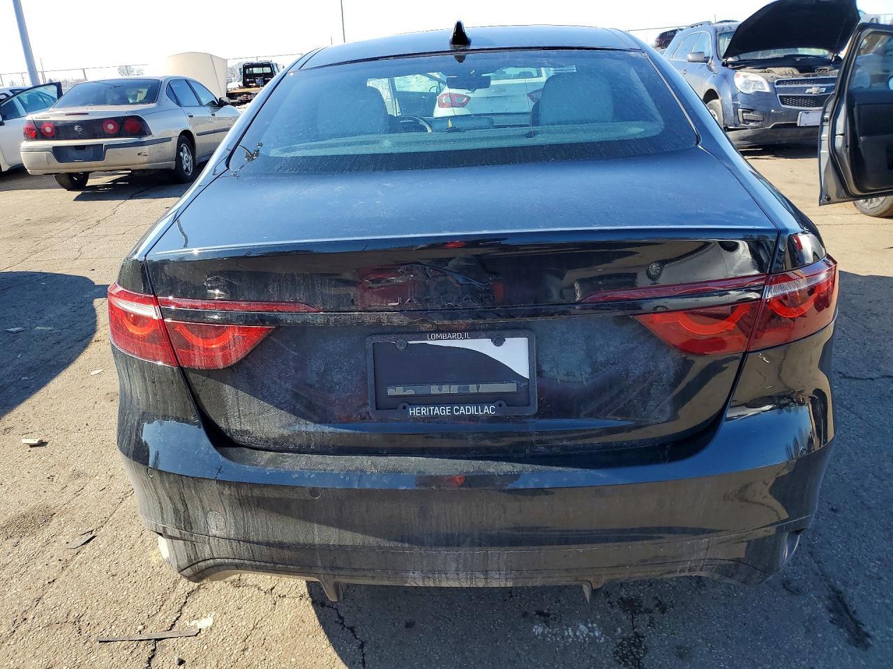 2024 Jaguar Xf R-Dynamic Se - Фото 6