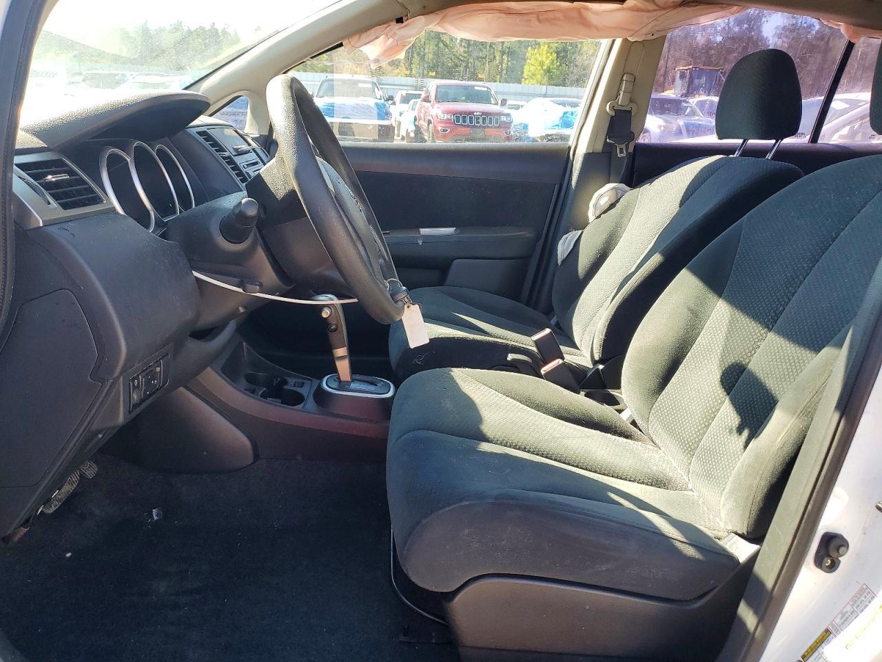 2011 Nissan Versa 1.8 S - Фото 7