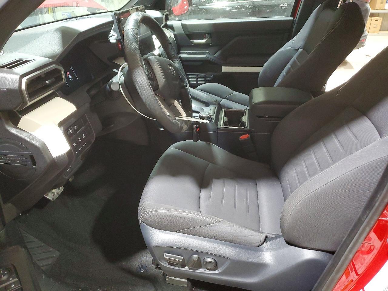 2024 Toyota Tacoma Double Cab - Image 7
