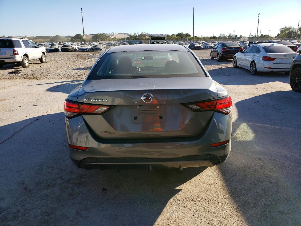 2021 Nissan Sentra S - Image 6