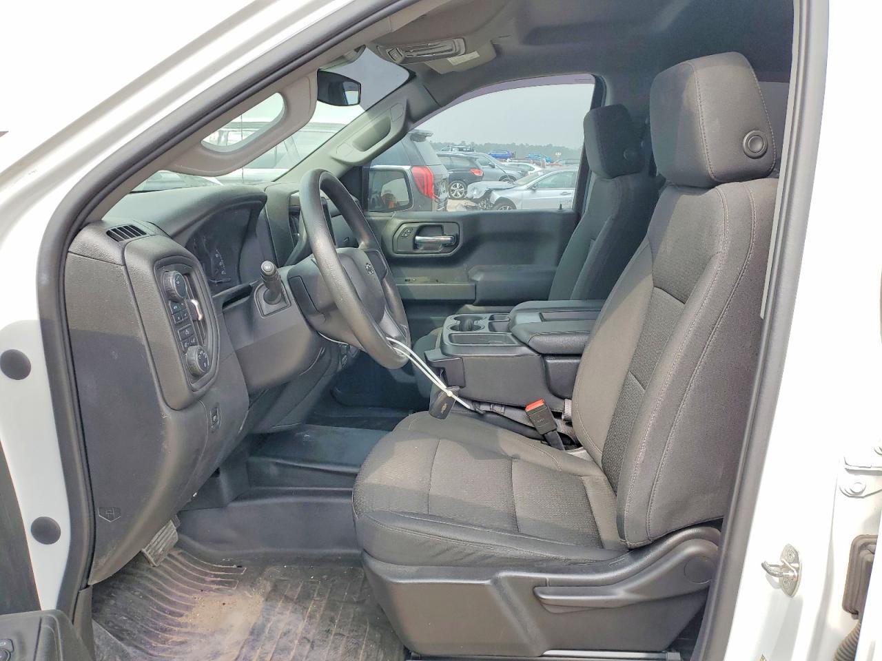 2024 Chevrolet Silverado K1500 - Image 7