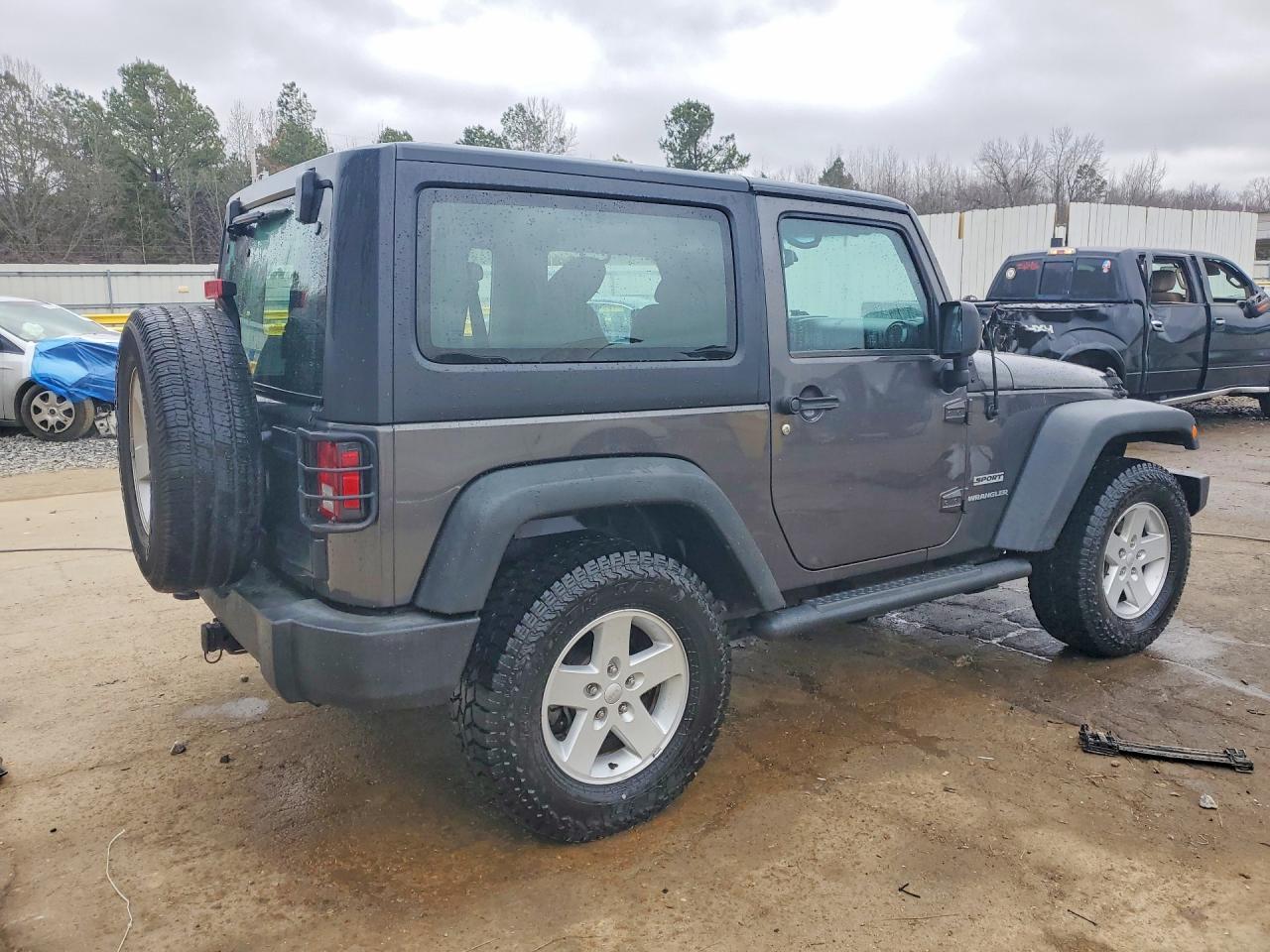 2017 Jeep Wrangler Sport - Фото 3