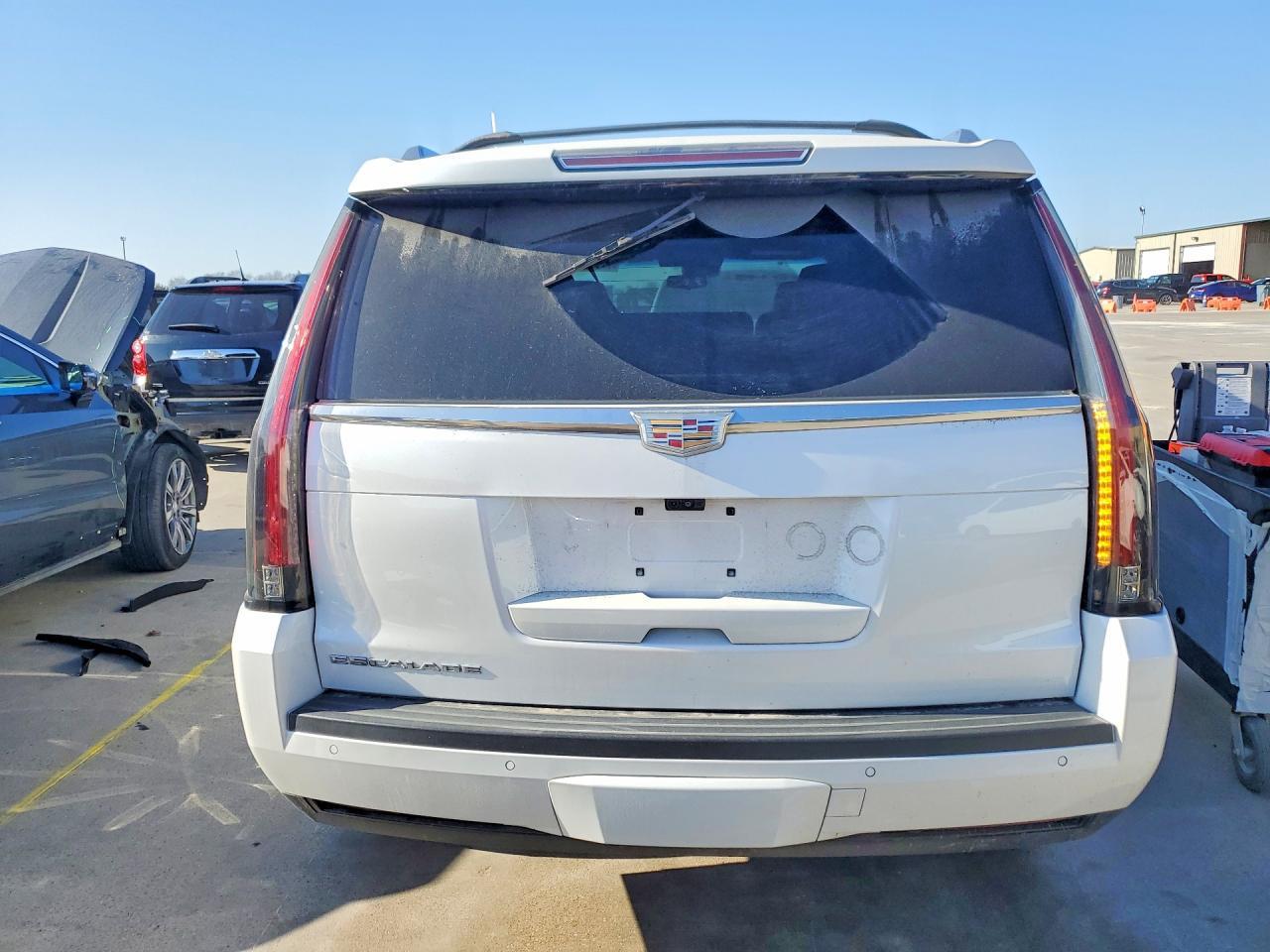 2020 Cadillac Escalade Platinum - Фото 6