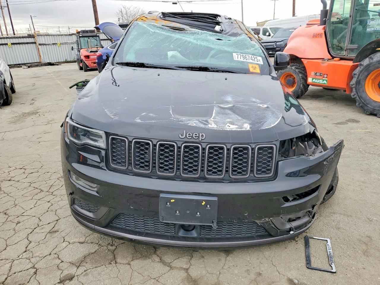 2020 Jeep Grand Cherokee Overland - Image 5