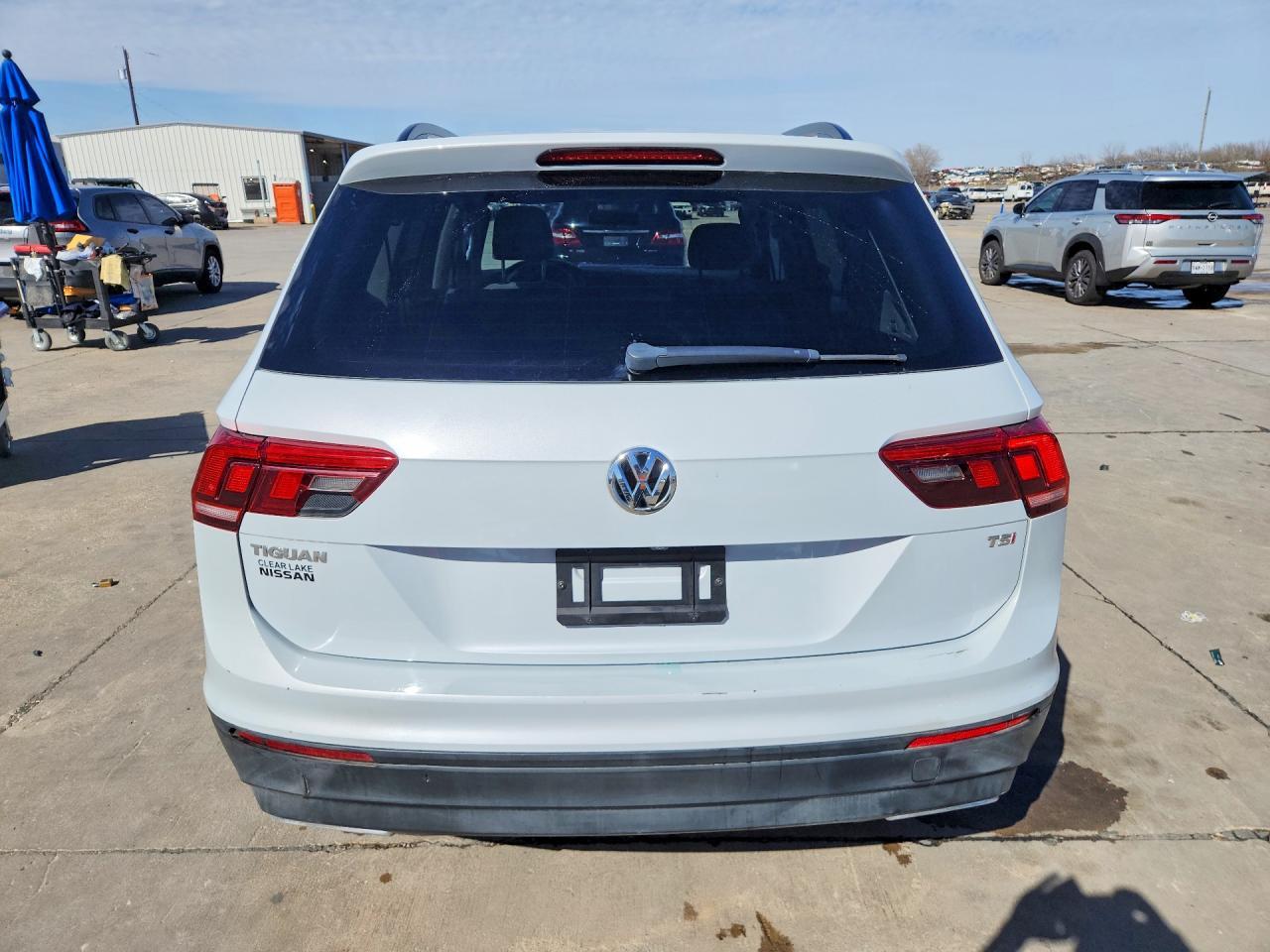 2018 Volkswagen Tiguan S - Image 6