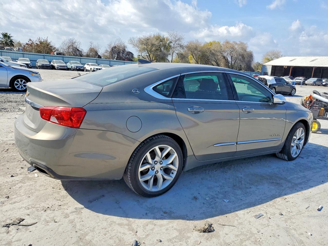 2018 Chevrolet Impala Premier - Image 3