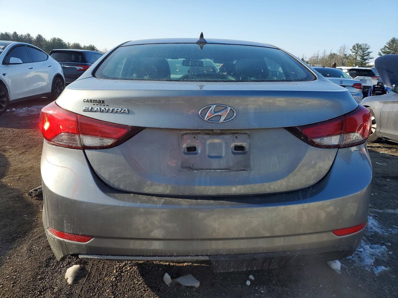 2015 Hyundai Elantra Se - Image 6